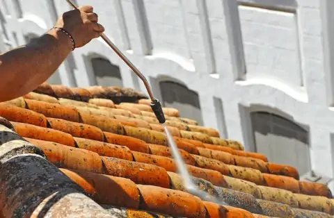 Nettoyage de toitures - Selles